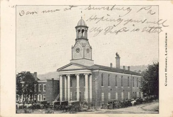 Courthouse and monument